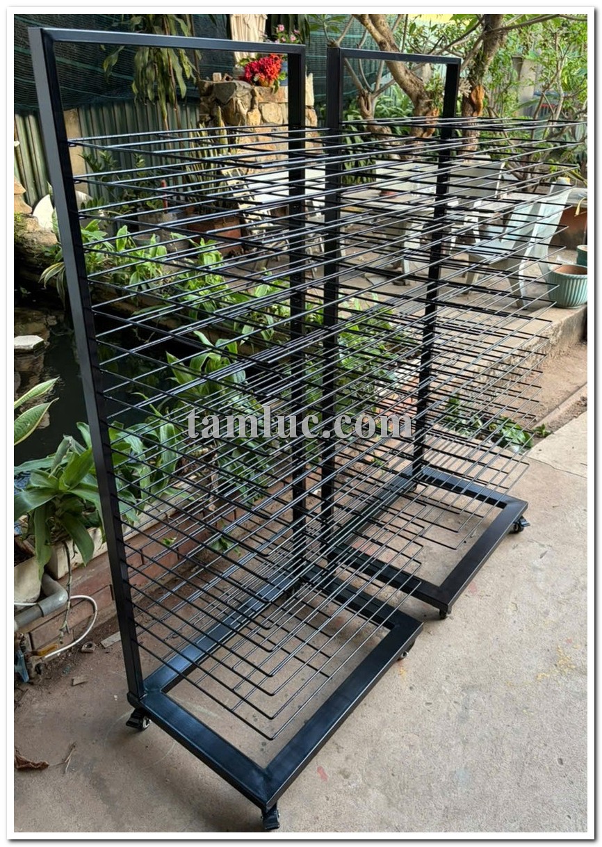 khung treo bản vẽ A2,  giá treo bản vẽ A2,  khung treo bản vẽ kỹ thuật,khung treo bản vẽ có bánh xe,  khung treo bản vẽ gập,  giá treo bản vẽ nhà máy,  khung lưu trữ bản vẽ A2,  thiết bị lưu trữ bản vẽ kỹ thuật