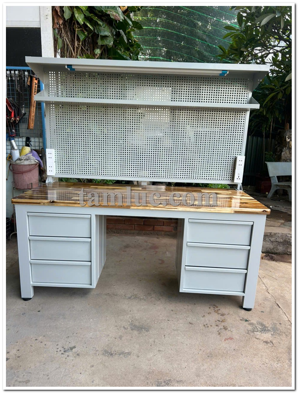 Bàn thao tác cơ khí, bàn thao tác, bàn làm việc cho nhà xưởng, bàn nguội, bàn cơ khí, bàn thao tác kết hợp, bàn tải trọng cao, bàn nguội cơ khí, bàn thực hành trường học, bàn thực hành cơ khí