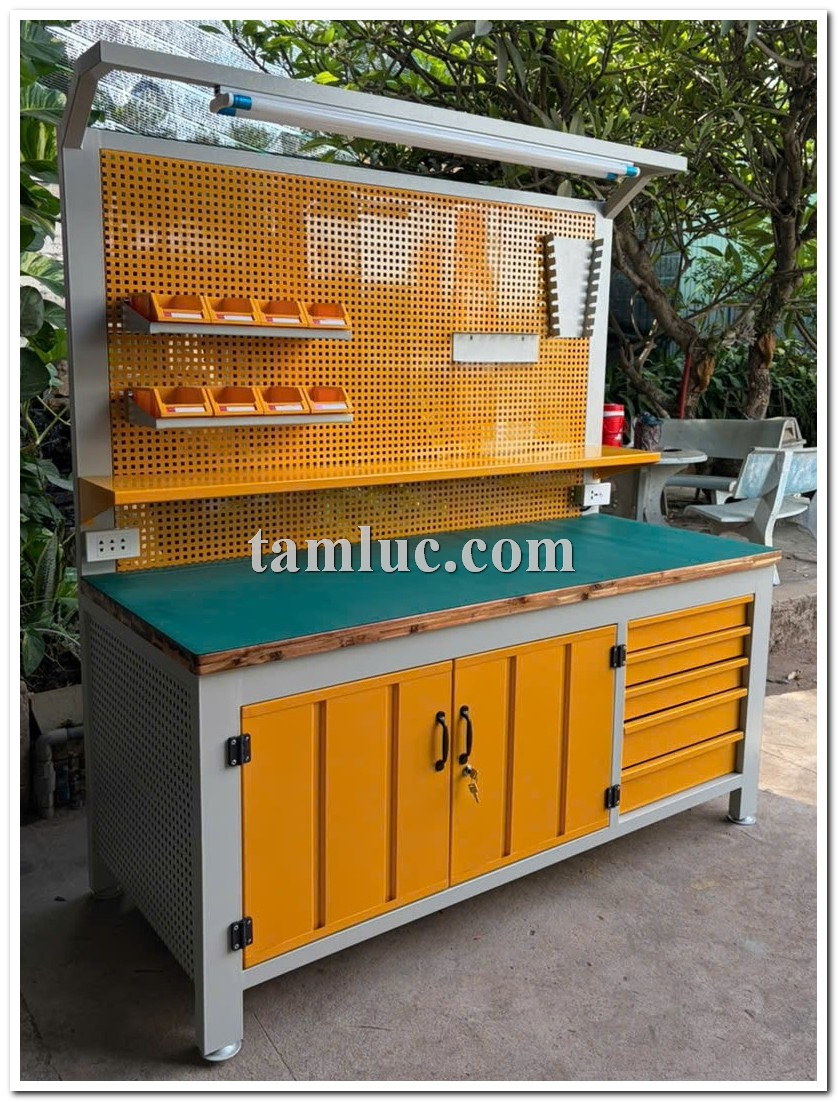 bàn thao tác công nghiệp, bàn thao tác nhà xưởng, bàn thao tác công nghiệp, bàn làm việc nhà xưởng, bàn thao tác cơ khí, bàn thao tác sản xuất, bàn thao tác theo yêu cầu, bàn thao tác có bảng treo, bàn thao tác có ngăn kéo, bàn nguội nhà xưởng, bàn thực hành công nghiệp