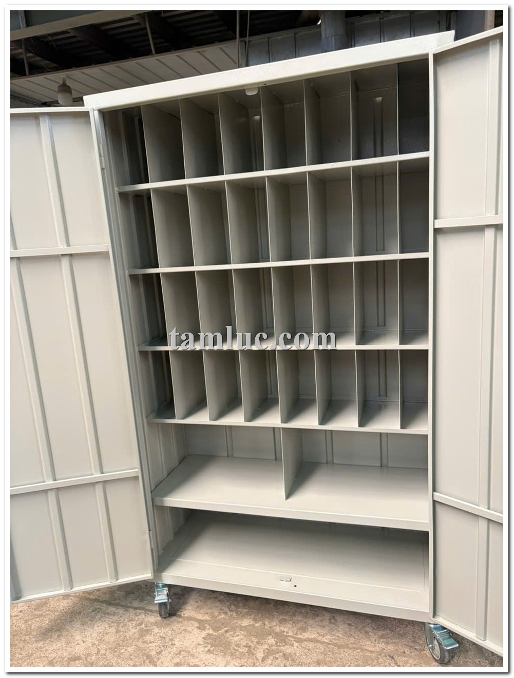 tủ đựng vật tư hộc thép, tủ vật tư 32 ngăn, tủ đựng linh kiện cơ khí, tủ đựng phụ tùng công nghiệp, tủ hộc thép đựng vật tư, tủ quản lý vật tư nhà xưởng, tủ đựng bulong ốc vít, tủ vật tư công nghiệp, tủ đựng linh kiện điện tử, tủ dụng cụ Tâm Lực