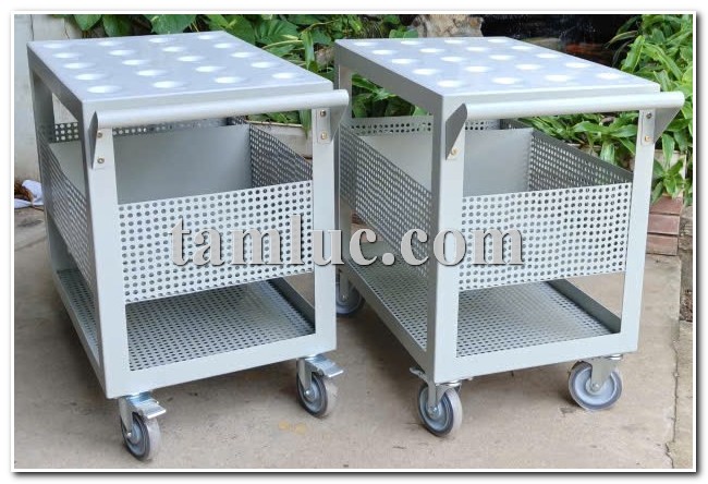 xe đẩy dao CNC, xe đẩy dao cụ CNC, xe đẩy dụng cụ CNC, xe đựng dao CNC, xe đẩy dao cụ cơ khí, xe đẩy dụng cụ cơ khí, xe đẩy dao CNC 3 tầng, xe đẩy dao CNC 20 vị trí, xe đẩy dụng cụ gia công CNC, xe đẩy dao cụ nhà xưởng