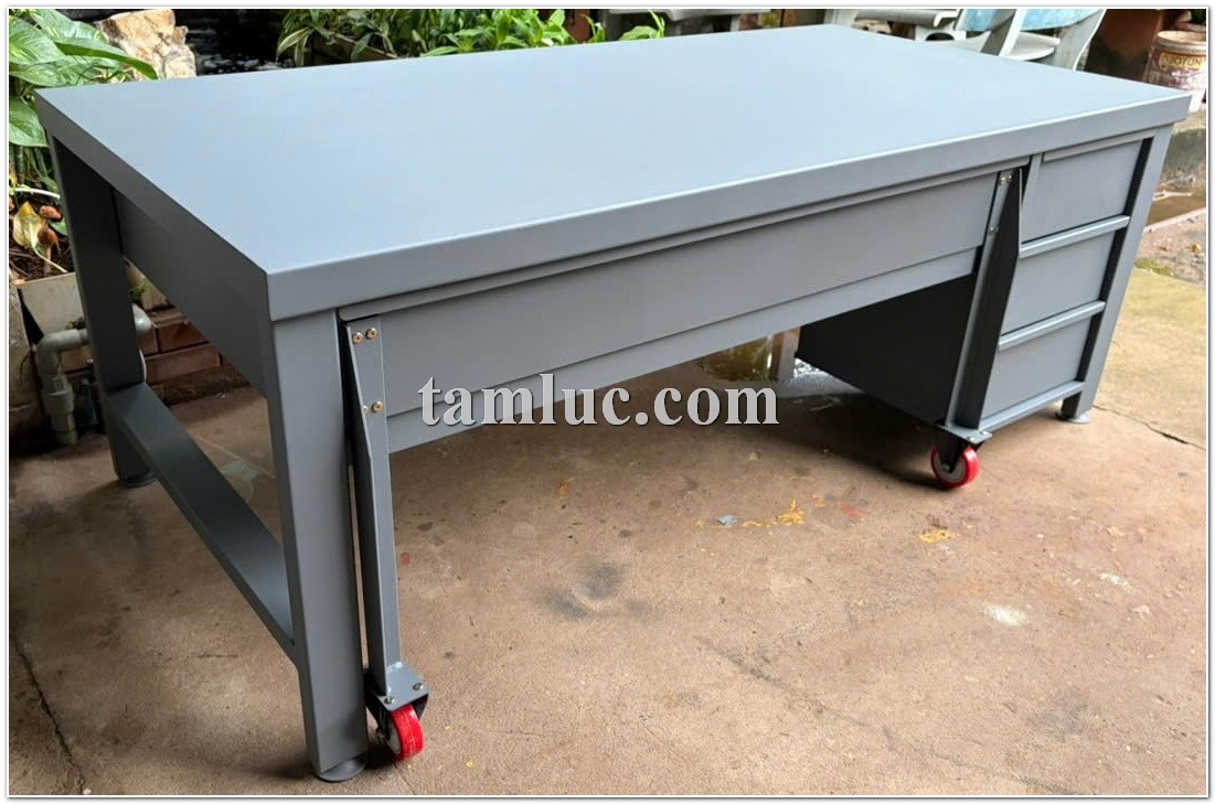 bàn thao tác đựng bộ gá khuôn, bàn thao tác bộ gá, bàn thao tác khuôn mẫu, bàn để bộ gá khuôn, bàn thao tác đựng bộ gá khuôn, bàn thao tác bộ gá, bàn thao tác khuôn mẫu, bàn để bộ gá khuôn
